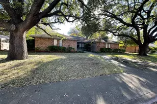 120 Shadybrook Dr, DeSoto, TX 75115 - Photo 3