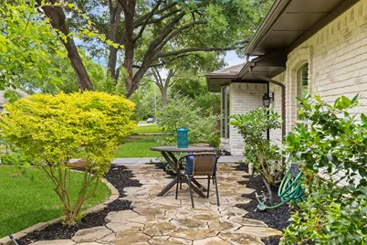 6008 Gentle Knoll Lane, Dallas, TX 75248 - Photo 5