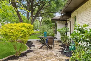 6008 Gentle Knoll Ln, Dallas, TX 75248 - Photo 5