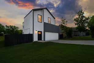 5905 Collins Ct, Granbury, TX 76048 - Photo 1