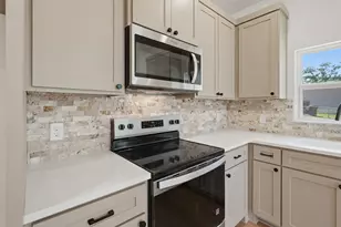 808 Branding Iron Trail, Granbury, TX 76049 - Photo 13