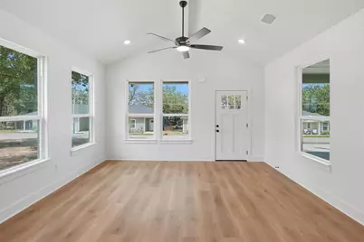 808 Branding Iron Trail, Granbury, TX 76049 - Photo 11