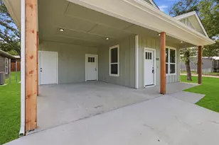 808 Branding Iron Trail, Granbury, TX 76049 - Photo 5