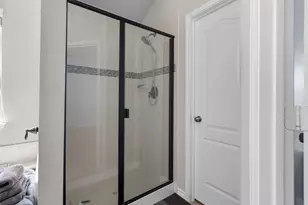 1916 Gayla Creek Dr, Little Elm, TX 75068 - Photo 19