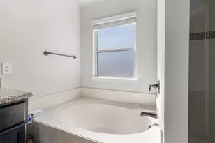 1916 Gayla Creek Dr, Little Elm, TX 75068 - Photo 21