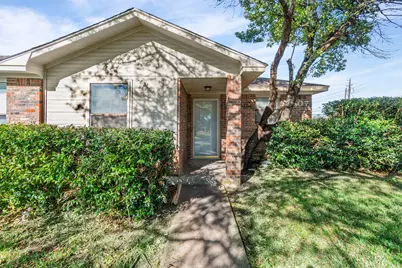 1507 Crescent Lane, Duncanville, TX 75137 - Photo 3