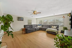 2529 Freedom Ln, Denton, TX 76209 - Photo 7