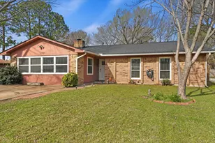 2529 Freedom Ln, Denton, TX 76209 - Photo 29