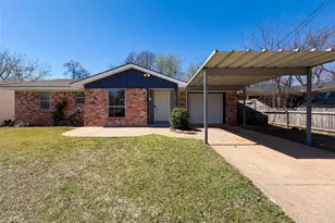 520 Hillside Dr, Sherman, TX 75090 - Photo 1