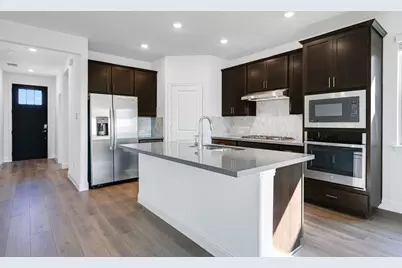 1425 Mustang Canyon Drive, Fort Worth, TX 76052 - Photo 5