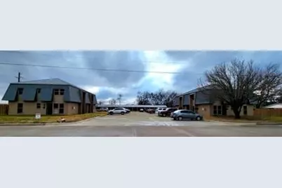 400 Bill Bradford #4, Sulphur Springs, TX 75482 - Photo 1