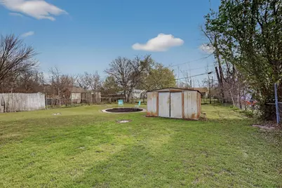 5108 Nadine Drive, Haltom City, TX 76117 - Photo 37
