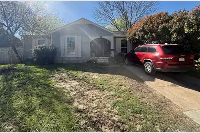 914 Tamara Lane, Grand Prairie, TX 75051 - Photo 1