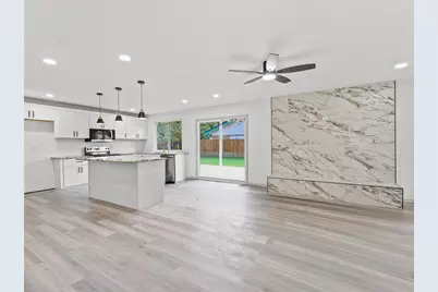 326 Bluebonnet Trail, Garland, TX 75043 - Photo 3