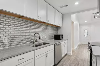 3035 Townsend Drive, Dallas, TX 75229 - Photo 9