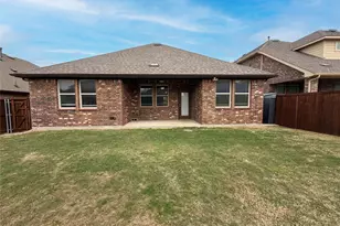 1013 Royal Ln, Celina, TX 75009 - Photo 5