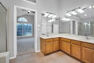 324 Faircrest Dr, Arlington, TX 76018 - Photo 23