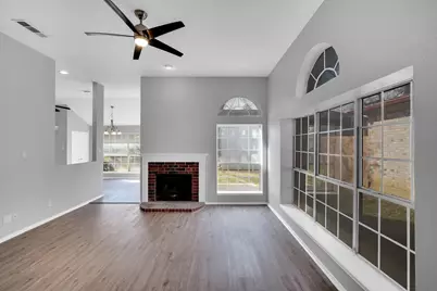 324 Faircrest Drive, Arlington, TX 76018 - Photo 17