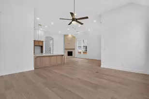 837 Bridle Path Pkwy, Aubrey, TX 76227 - Photo 7
