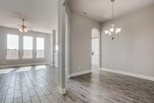 533 Redbud Dr, Royse City, TX 75189 - Photo 3