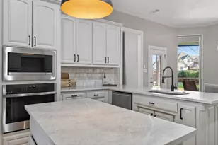 8232 Fenwick Dr, North Richland Hills, TX 76182 - Photo 11