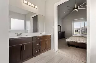 808 E 6th St, Bonham, TX 75418 - Photo 13