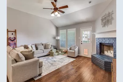 10505 Stonehill Drive, Benbrook, TX 76126 - Photo 5