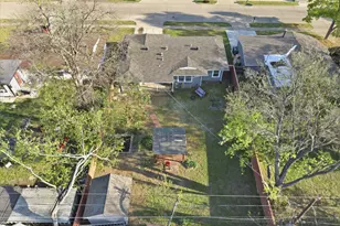 1310 E Lovers Ln, Arlington, TX 76010 - Photo 23