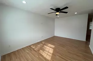 5828 Lazy River Dr, Dallas, TX 75241 - Photo 7