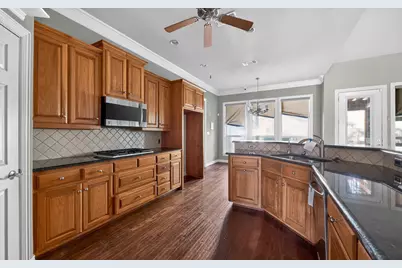 2104 Wills Way Drive, Granbury, TX 76049 - Photo 11