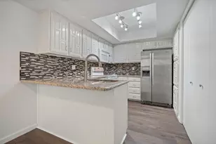 14151 Montfort Dr, Dallas, TX 75254 - Photo 9