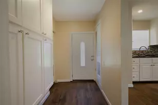 1004 W Cayuga Dr, Athens, TX 75751 - Photo 9