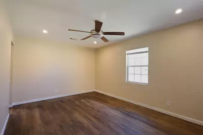 1004 W Cayuga Drive, Athens, TX 75751 - Photo 3