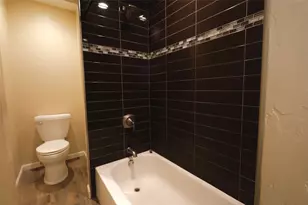 1004 W Cayuga Dr, Athens, TX 75751 - Photo 17