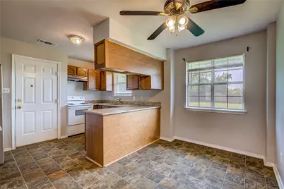 2007 Solomon Drive, Commerce, TX 75428 - Photo 11