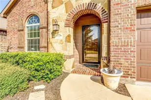 9345 Comanche Ridge Dr, Fort Worth, TX 76131 - Photo 3