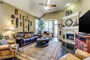 9345 Comanche Ridge Dr, Fort Worth, TX 76131 - Photo 13