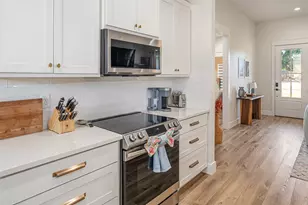 721 Clubview Dr, Mabank, TX 75143 - Photo 13