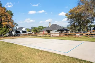 721 Clubview Dr, Mabank, TX 75143 - Photo 33