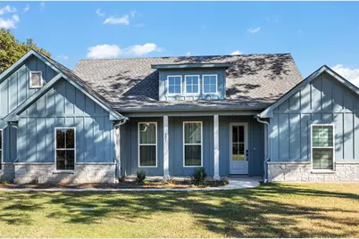 721 Clubview Drive, Mabank, TX 75143 - Photo 5