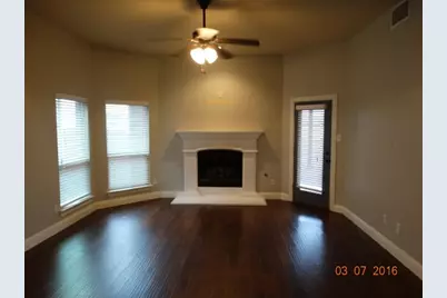 924 Eagle Creek Trail, McKinney, TX 75072 - Photo 3