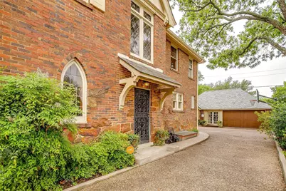 2424 Medford Court W, Fort Worth, TX 76109 - Photo 39