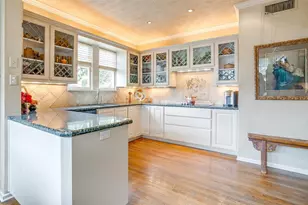 2424 Medford Ct W, Fort Worth, TX 76109 - Photo 13