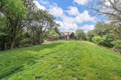 240 Lost Creek, China Spring, TX 76633 - Photo 37