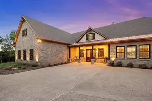 240 Lost Creek, China Spring, TX 76633 - Photo 3