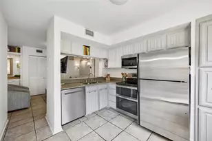 7640 W Greenway Blvd, Dallas, TX 75209 - Photo 9