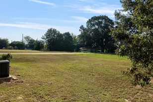 128 Crestwood Dr, Mabank, TX 75156 - Photo 33