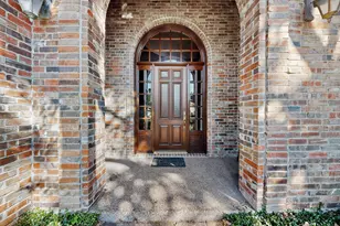 2115 Royal Dominion Ct, Arlington, TX 76006 - Photo 5