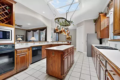 2115 Royal Dominion Court, Arlington, TX 76006 - Photo 21