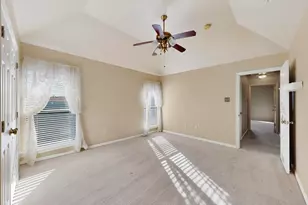 2115 Royal Dominion Ct, Arlington, TX 76006 - Photo 35